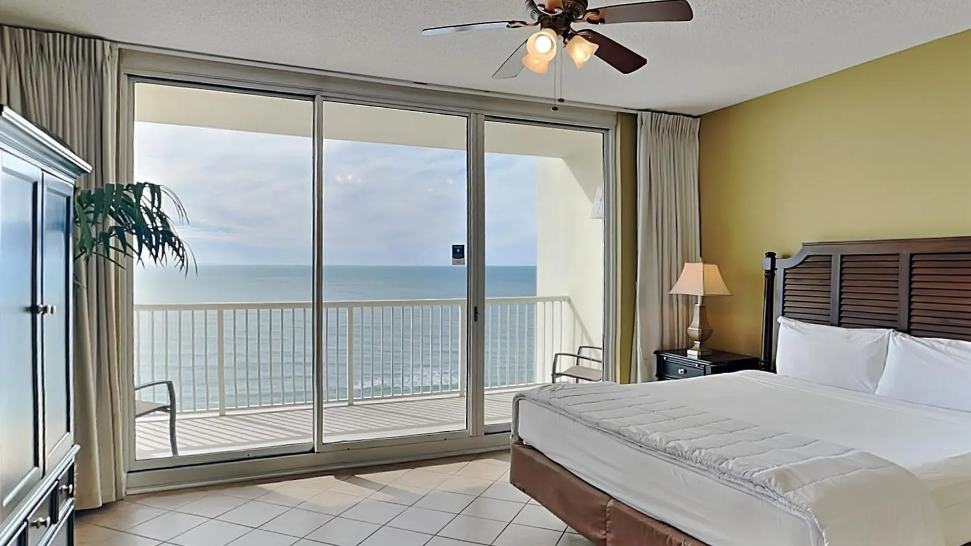 Majestic Beach Towers I 1909 Panama City Beach Apartment